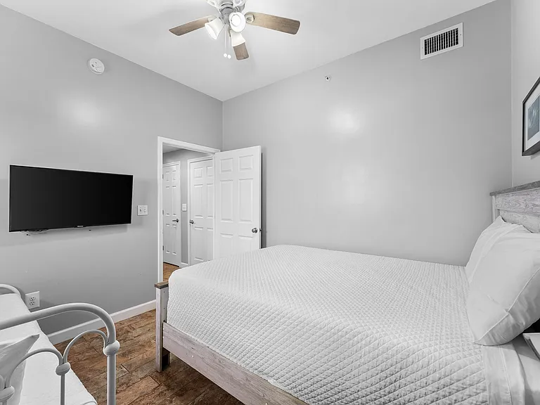 12011 Front Beach Rd #1906B — Photo 25