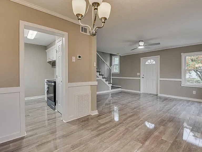 801 Monte Sano Ave #B1 — Photo 6