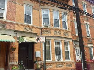 6043 67th Ave, Ridgewood, NY 11385