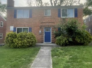 5843 Monfort Hills Ave #4, Cincinnati, OH 45239