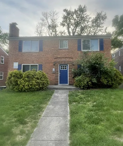 5843 Monfort Hills Ave #4 Photo 1
