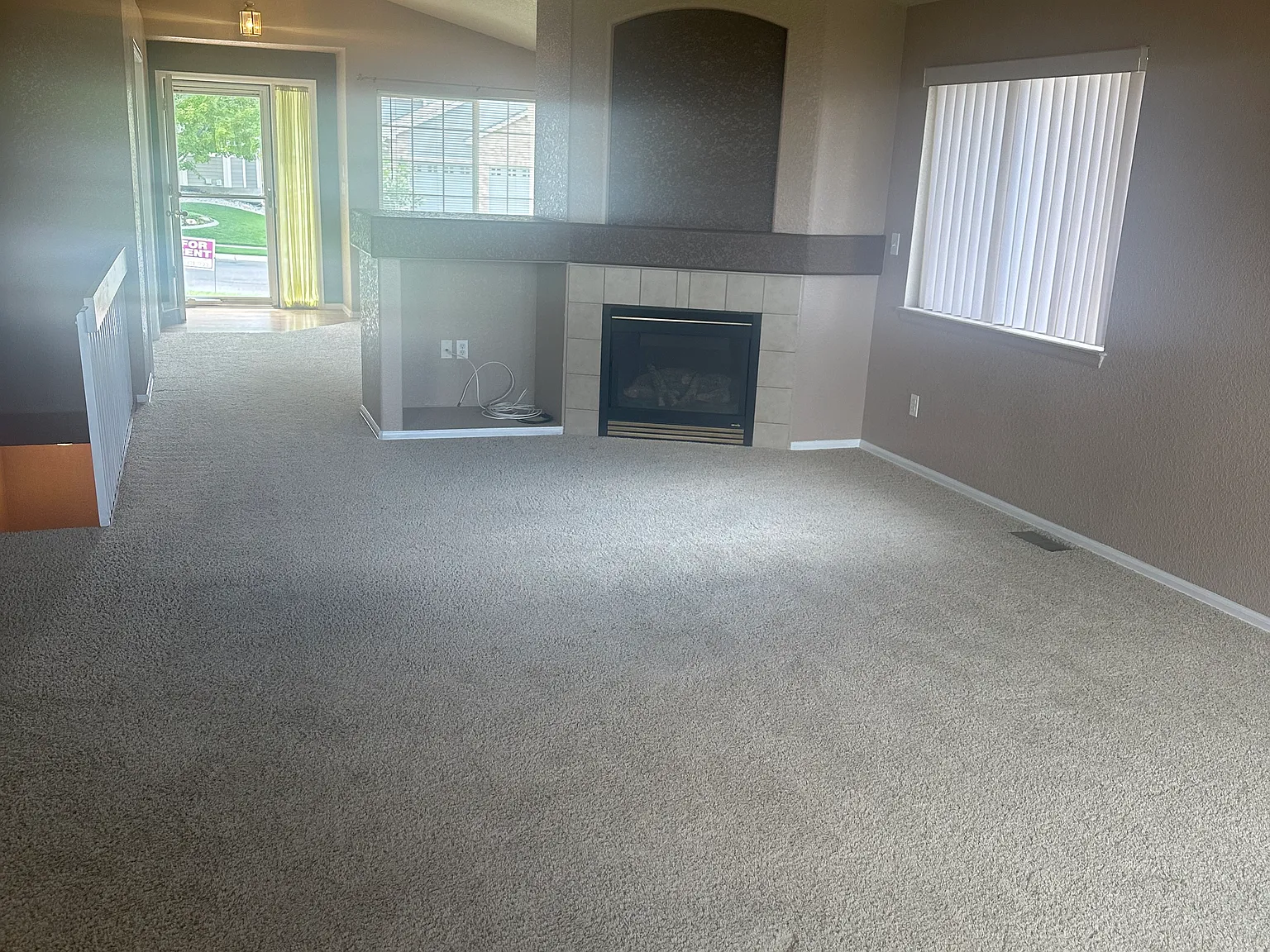 3 bed, 1667 sqft, $3,100 — Photo 3