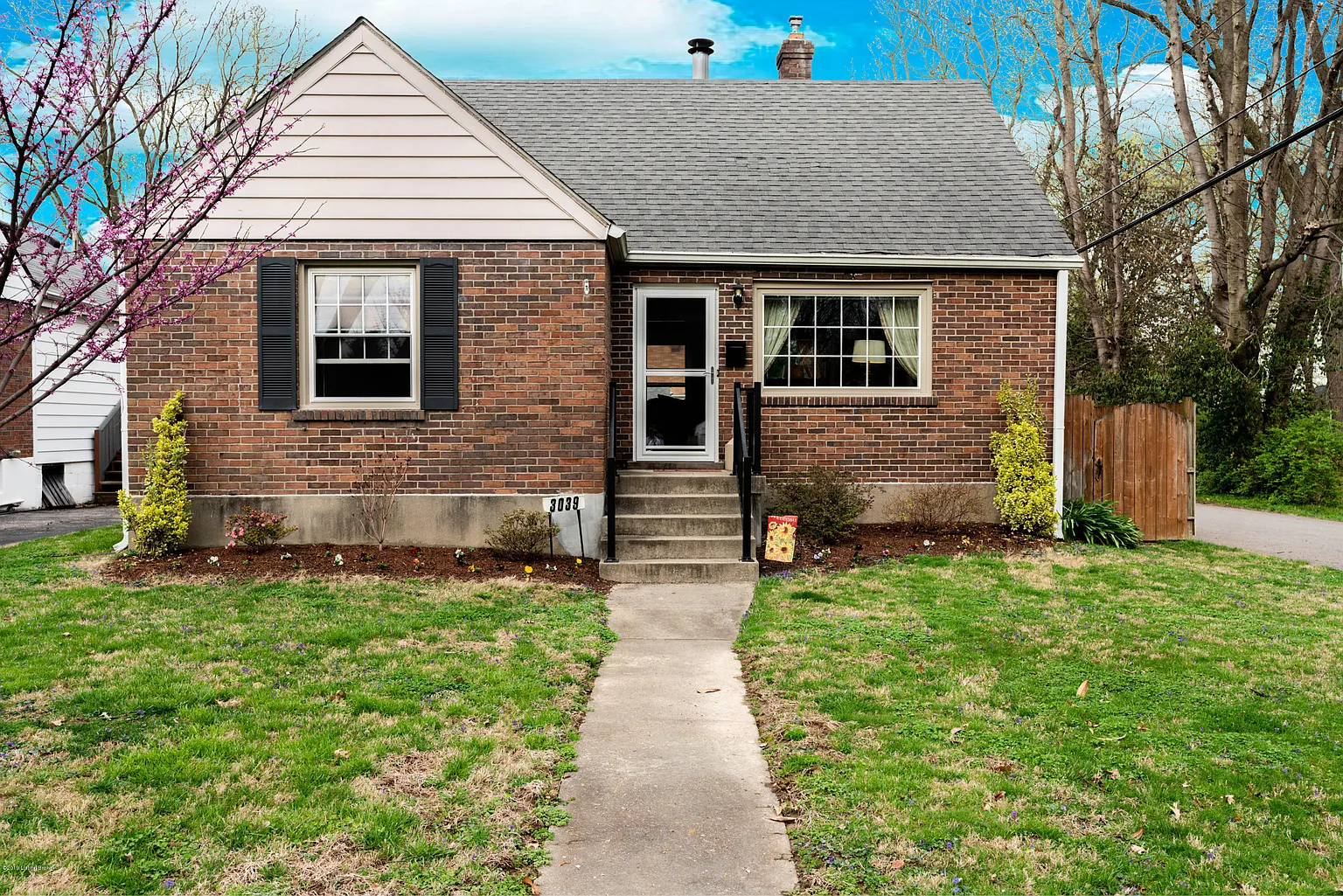 3039 Beaumont Rd photo 1