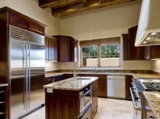 407 Apodaca Hl, Santa Fe, NM 87501