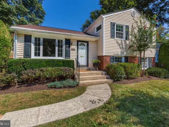 3305 Glenway Dr, Kensington, MD 20895