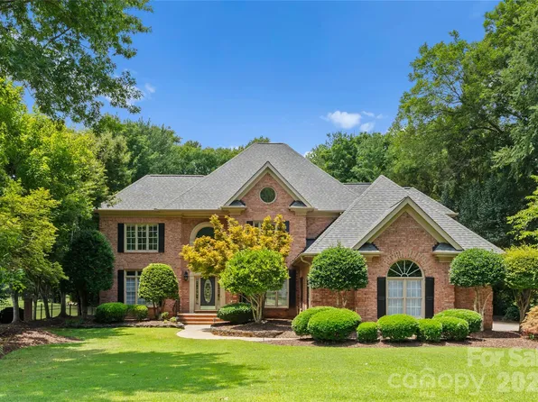 11924 Shoal Creek Ct, Charlotte, NC 28277