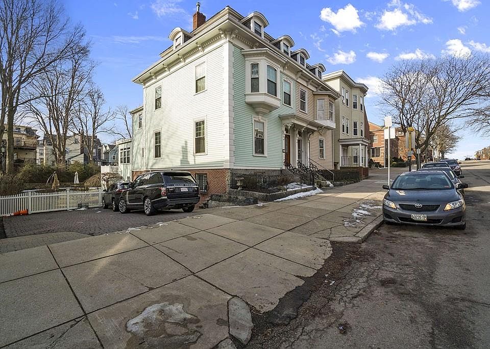 2nd image of 853 East Broadway