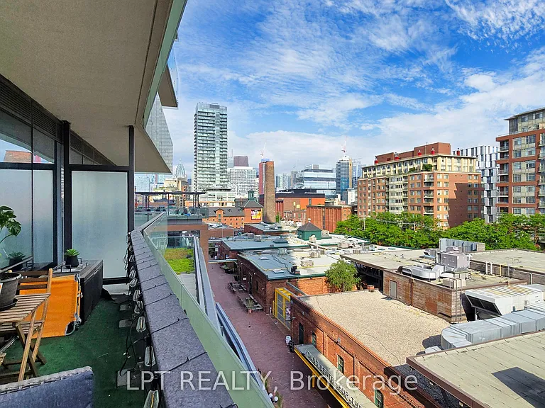 390 Cherry St #503 — Photo 31