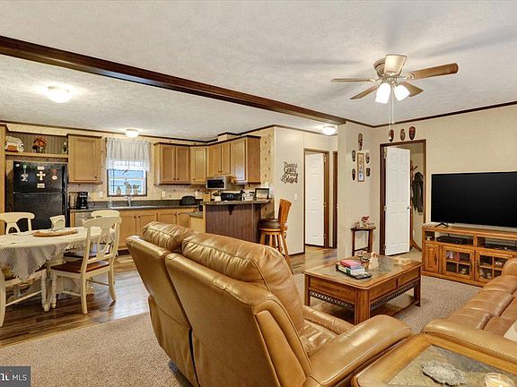 5th image of 27 Valley View Ct