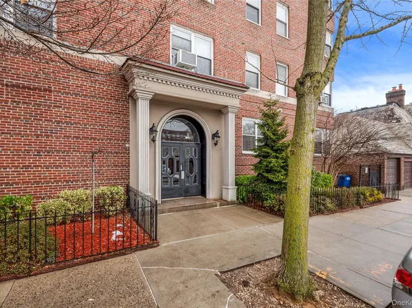 111-50 75th Road #1A, Forest Hills, NY 11375