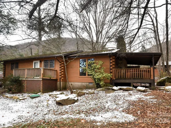 61 Shirdash Dr, Maggie Valley, NC 28751