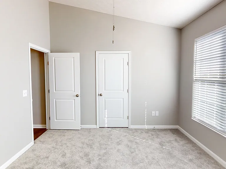 Brookside Park Apartments — Photo 22