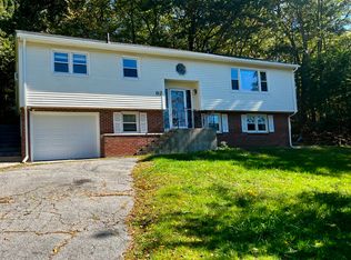 92 Lucas Park Rd, Norwich, CT 06360