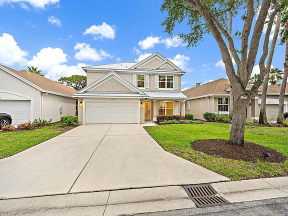 3rd image of 2795 SW Mill Creek Way