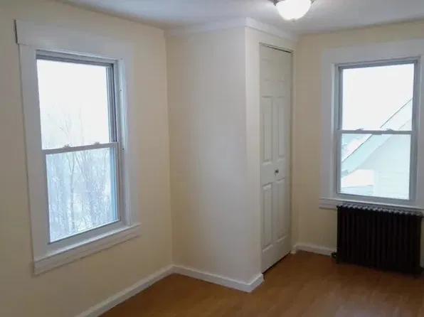 112 Ash St #2F, Gardner, MA 01440