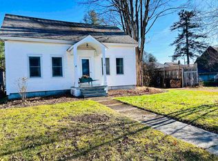 74 Park Ave, Lyndonville, VT 05851