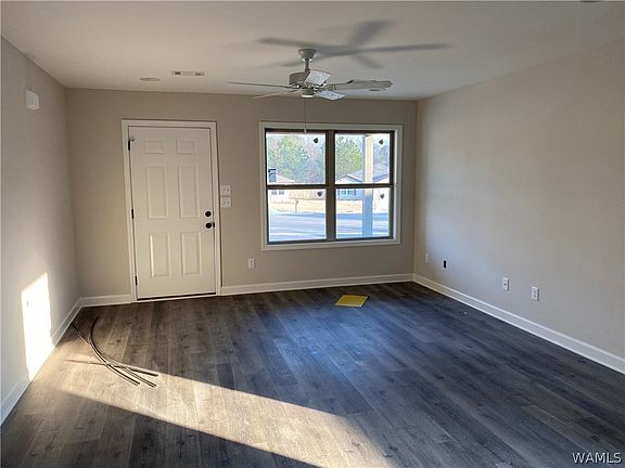 3rd image of 4394 Easthaven Cir #15