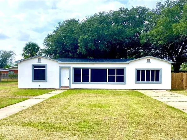 1304 S 10th St, Raymondville, TX 78580