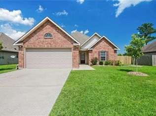 41823 Snowball Cir, Ponchatoula, LA 70454
