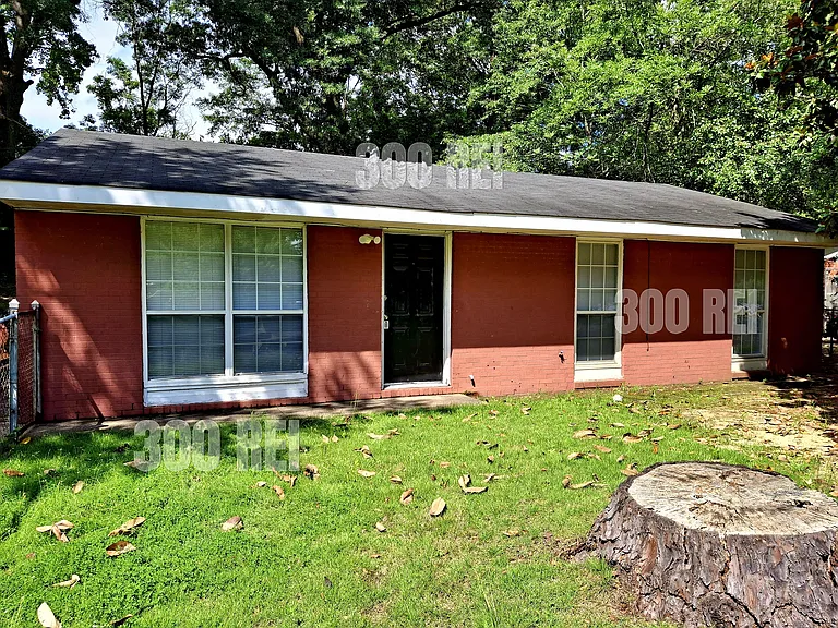 5021 Eton Dr — Photo 2