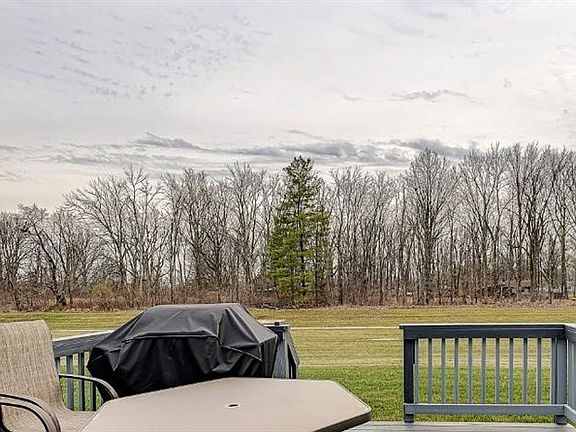 3rd image of 6043 Chestnut Eagle Dr