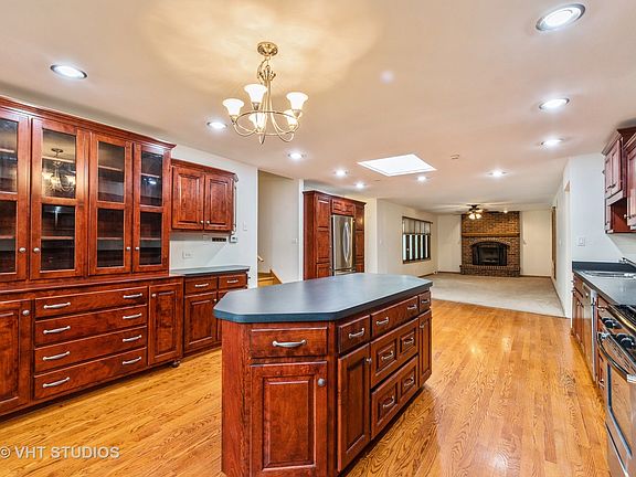 4th image of 6236 W 124th Pl