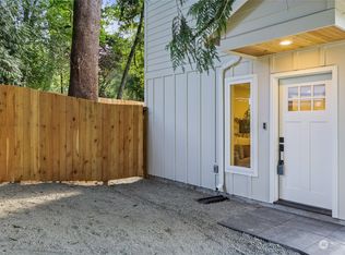 3814 NE 115th St, Seattle, WA 98125