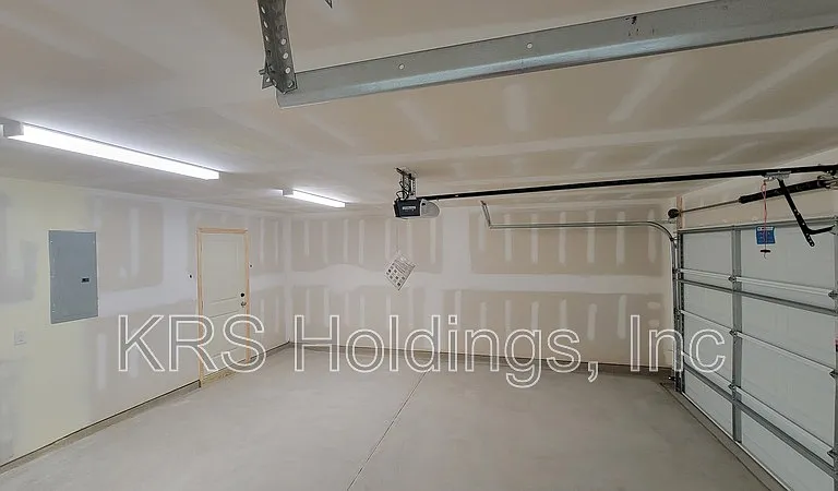 838 Parc Townes Dr — Photo 3