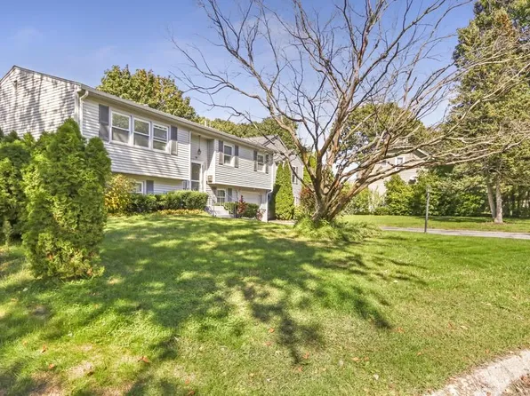 55 Waterman Ave, Warwick, RI 02889