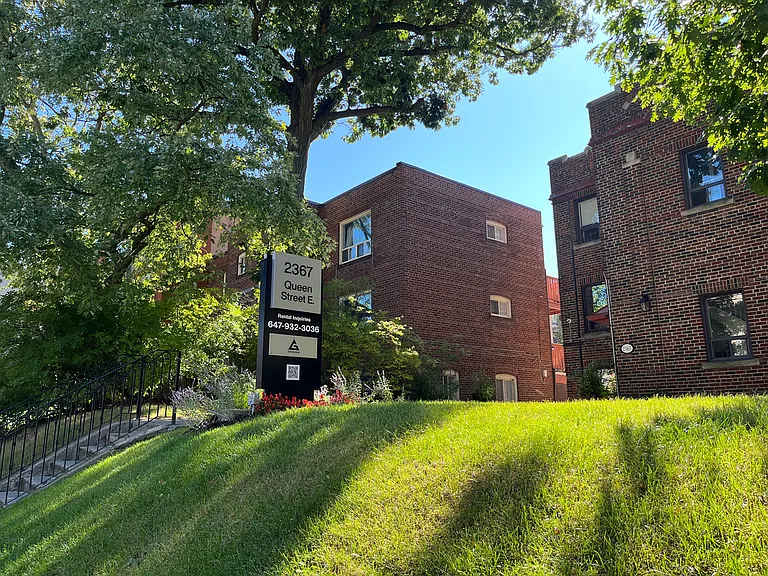 2367 Queen St E #24 — Photo 14