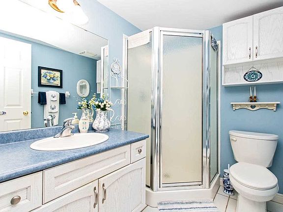 2nd image of 1272 Ontario St #503