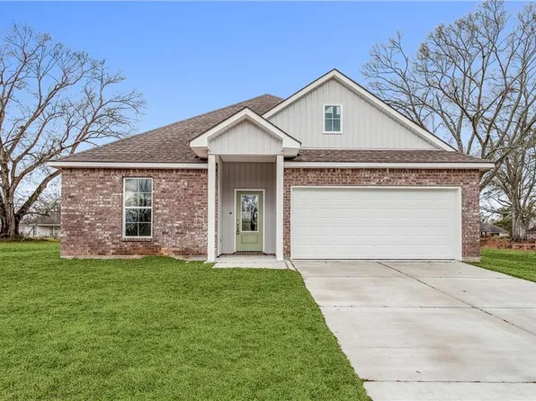 51209 Riverbend Dr, Independence, LA 70443