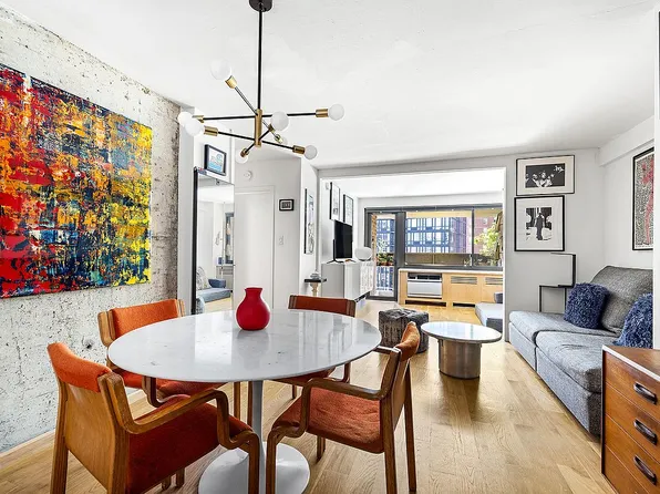 77 Fulton St APT 14F, Manhattan, NY 10038