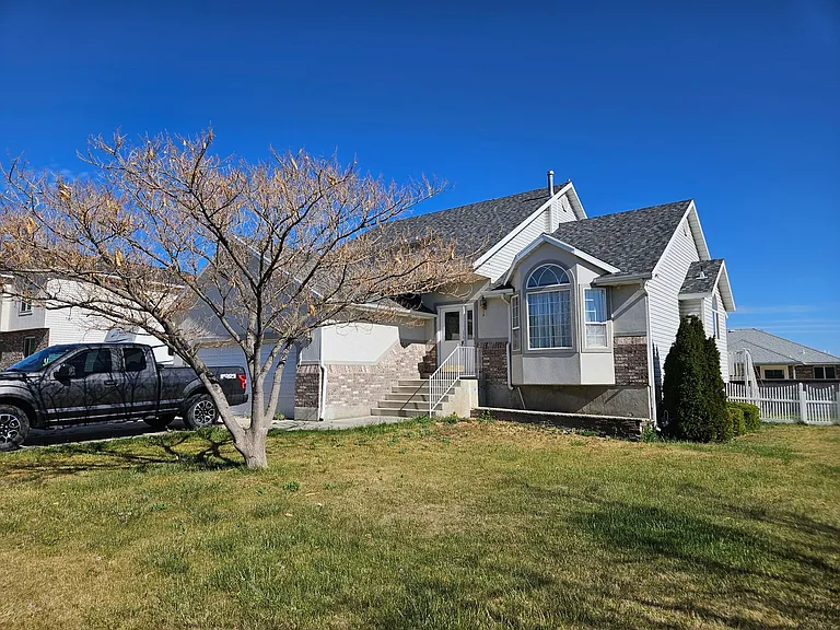 4698 Colander Dr — Photo 14