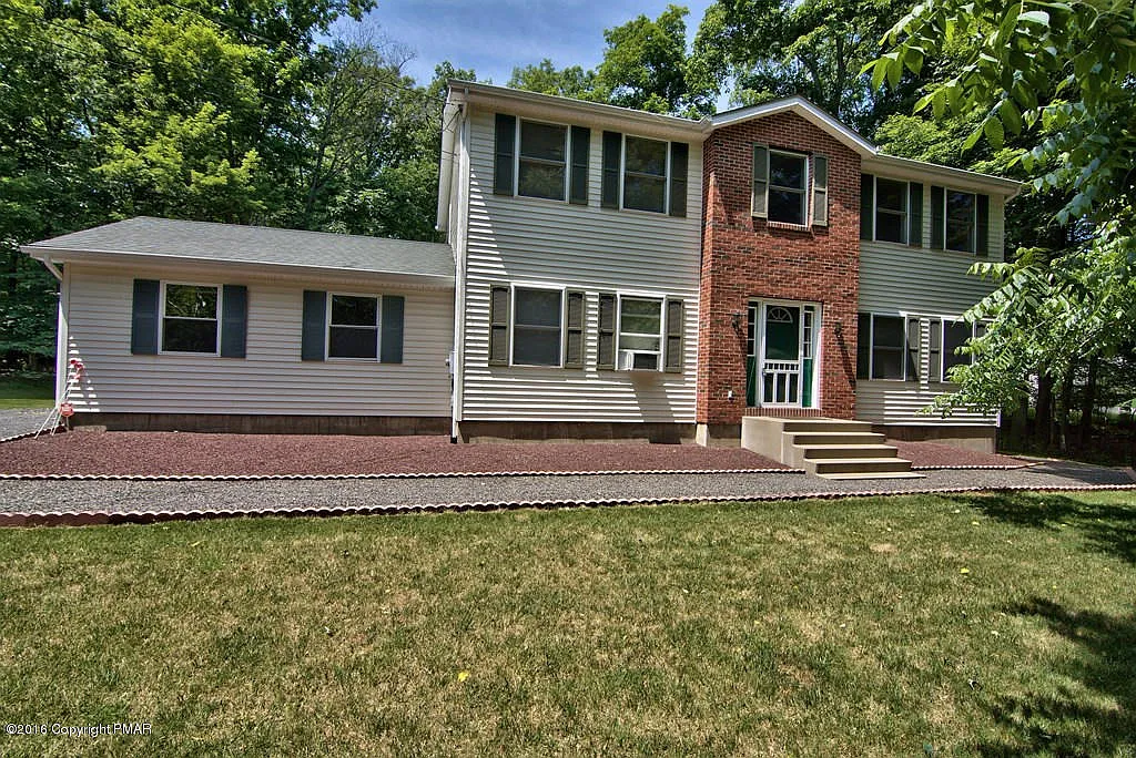 3 Brookfield Ln photo 1