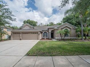 76 Camelot Ridge Dr, Brandon, FL 33511