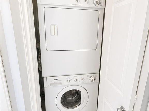 5th image of 103 N Strathaven Dr E #323