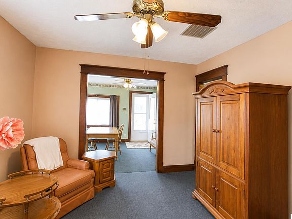 4th image of 194 Taylor St