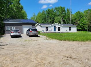 5250 Dale Rd, Beaverton, MI 48612