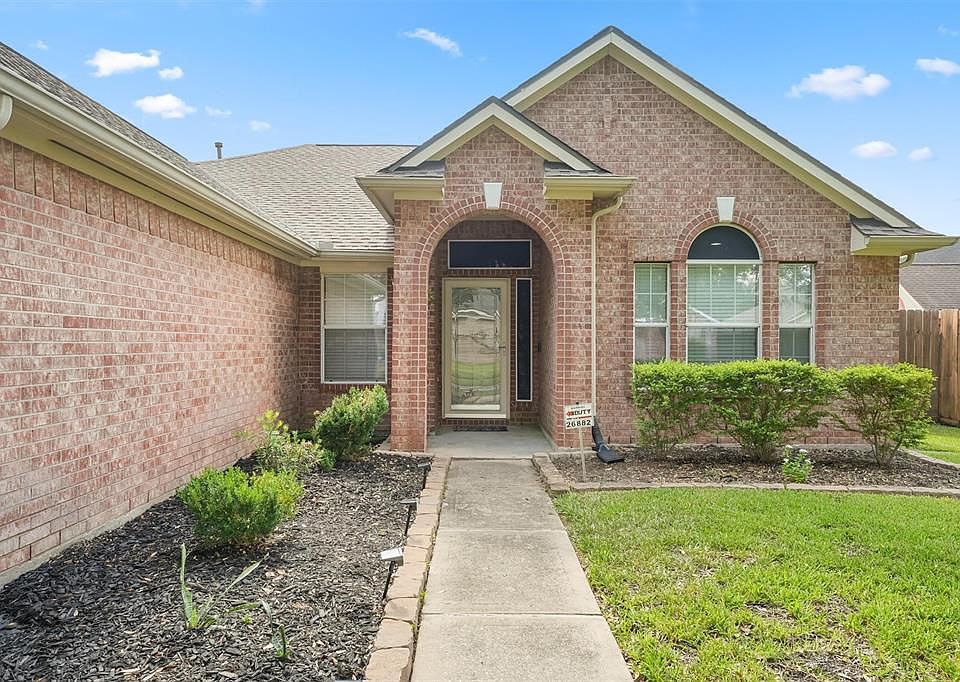 1st image of 26882 Regency Pines Dr
