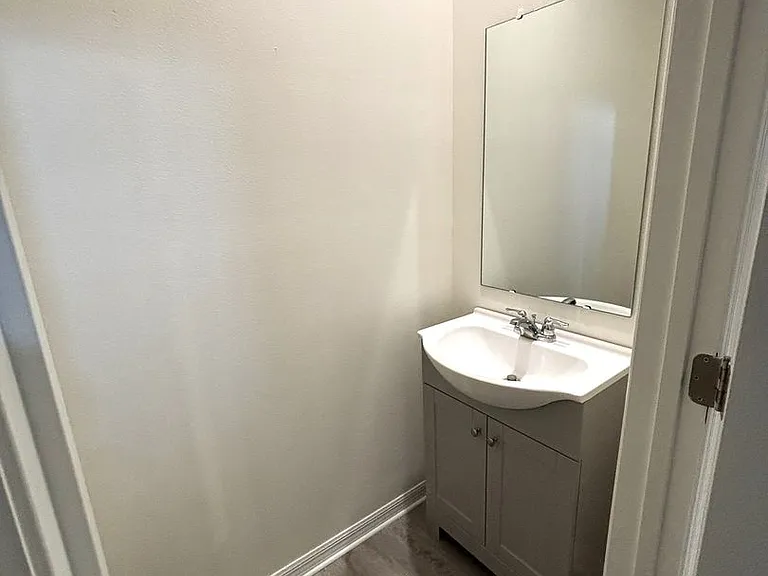 2292 Centerra Loop — Photo 9