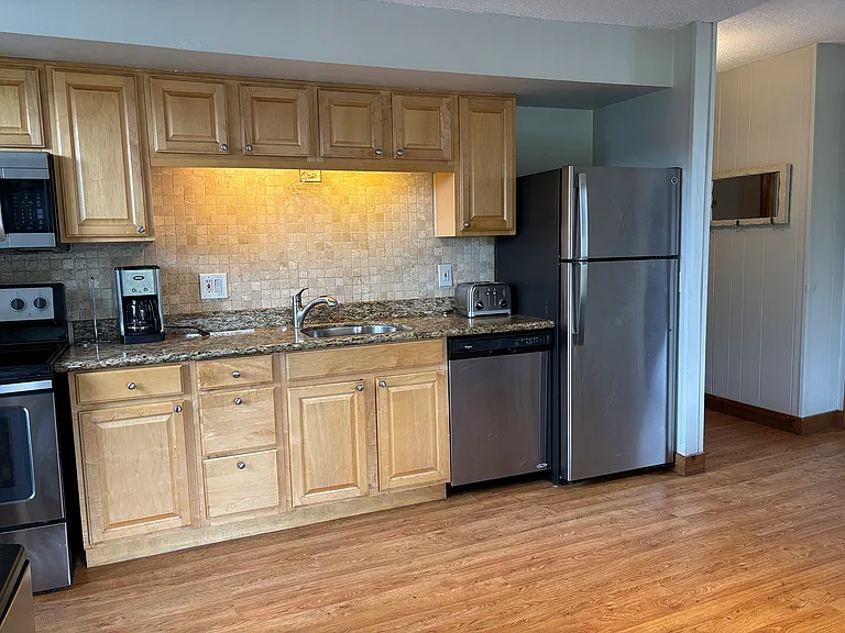 2035 Walton Creek Rd #201 — Photo 5