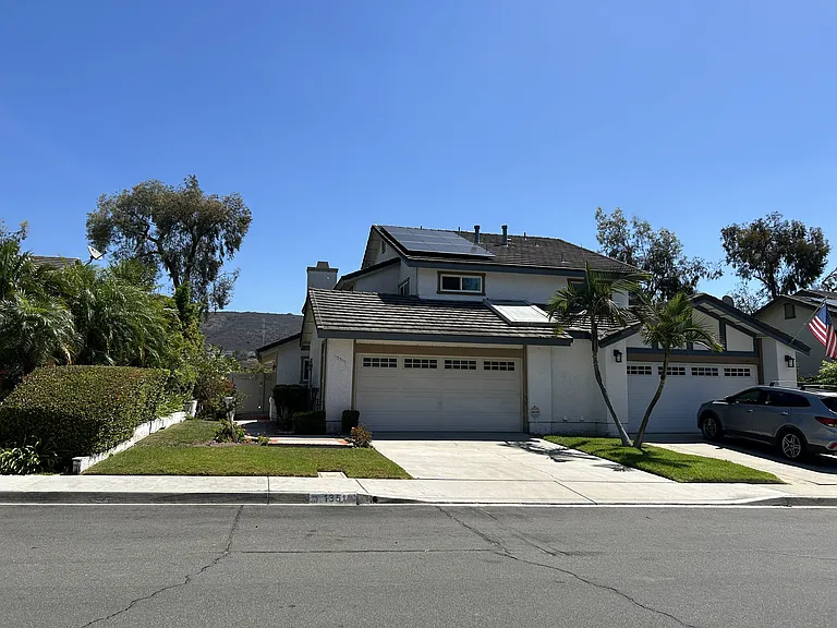 13515 Grain Ln — Photo 1