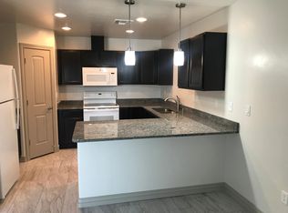 958 Sheldon Ave APT B, Kingman, AZ 86409