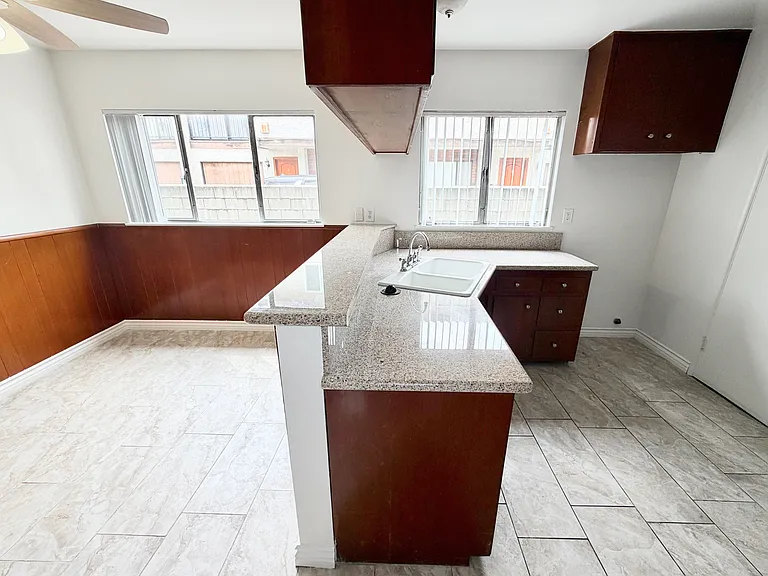 800 Arcadia Ave — Photo 17