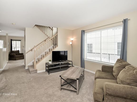 2nd image of 3080 Ronan Dr
