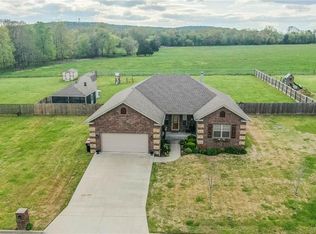 3414 Gracie Dr, Lowell, AR 72745