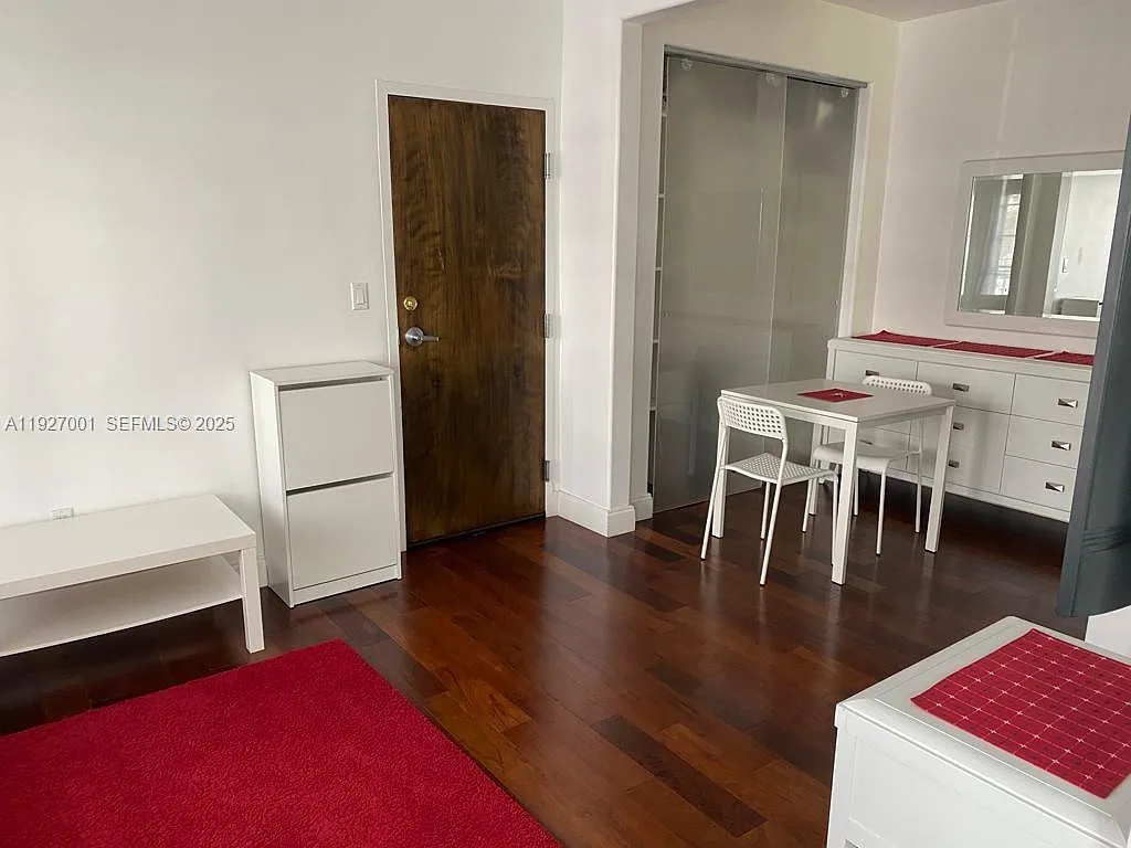 Selma Condo — Photo 3