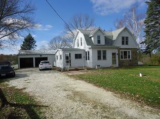 9713 W Riekena Rd, Mapleton, IL 61547