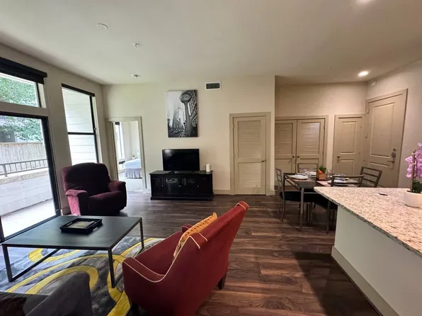 2300 Old Spanish Trl, Houston, TX